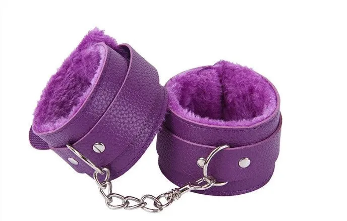 Kinky Wrist Restraints (Purple)