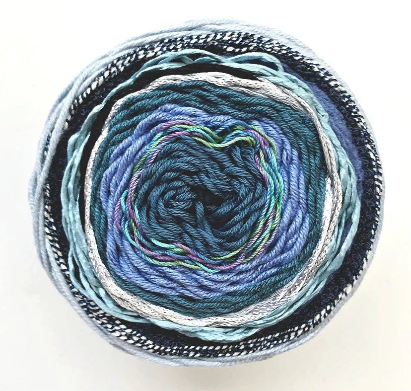 Layers yarn cakes